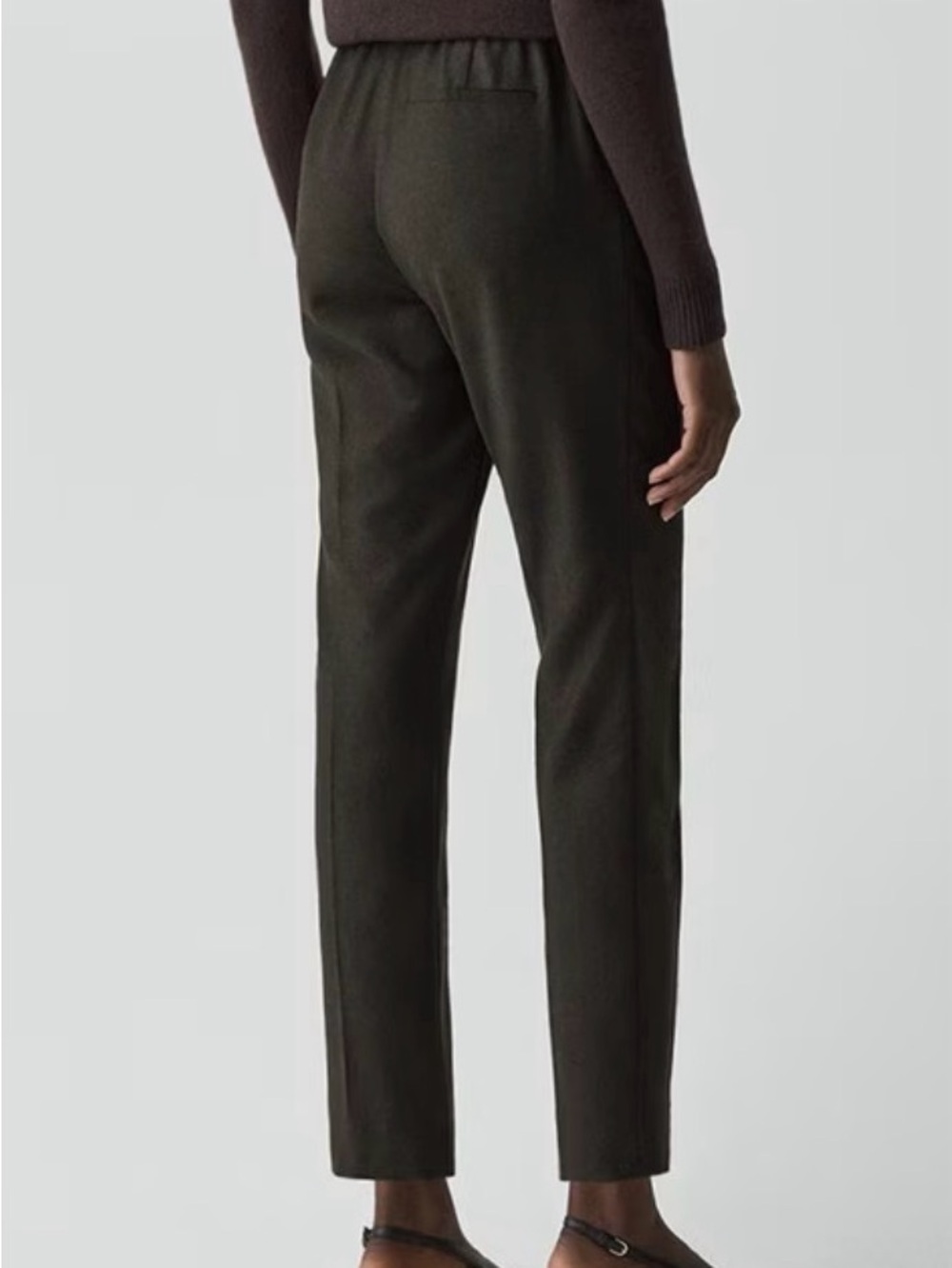 Theory Treeca Pull-on pant in sleek flannel-brown - Picture 3 of 6